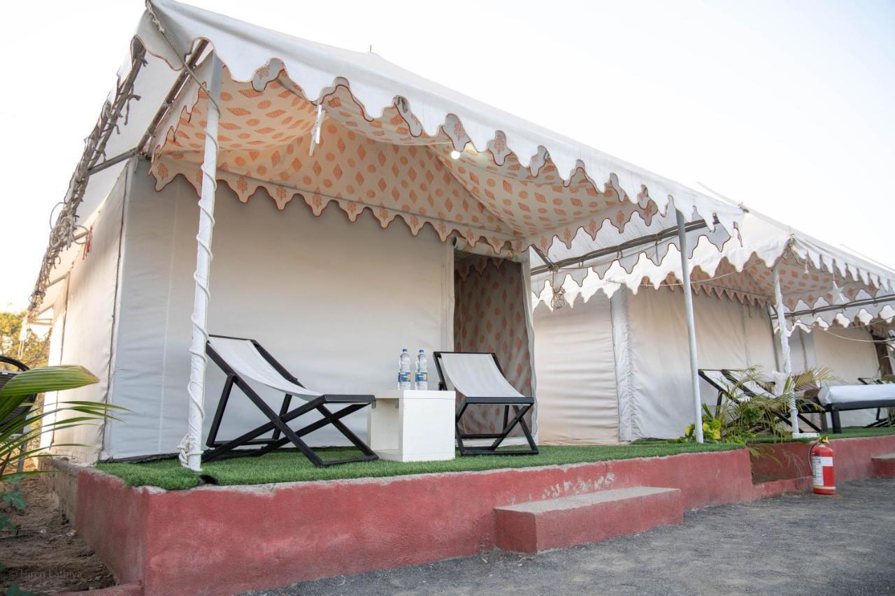 Unity Holiday Tent City Kevadia Esterno foto