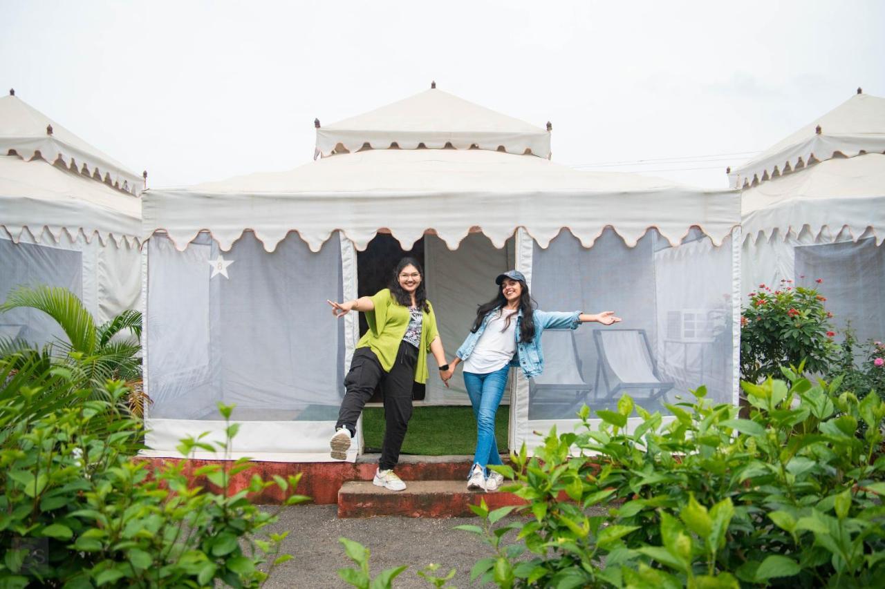 Unity Holiday Tent City Kevadia Esterno foto