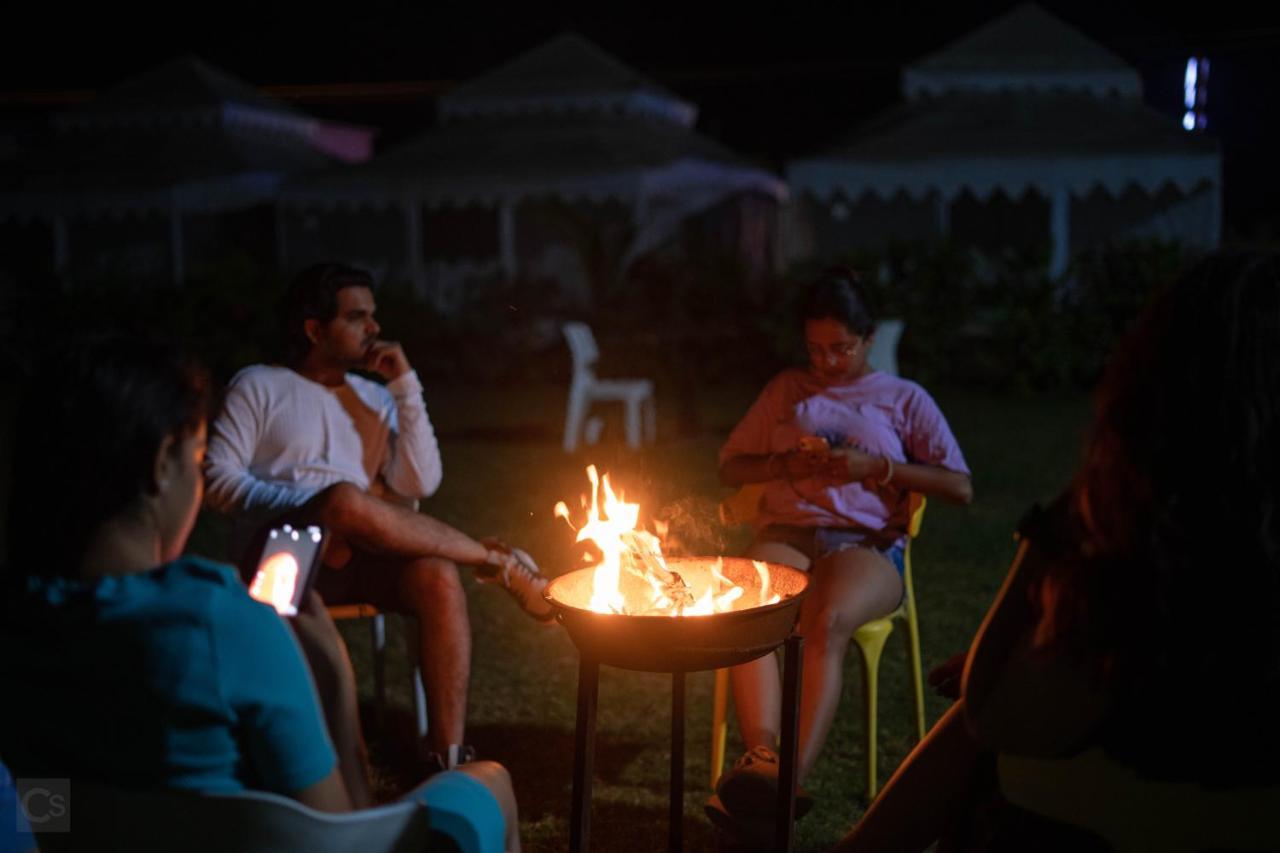 Unity Holiday Tent City Kevadia Esterno foto